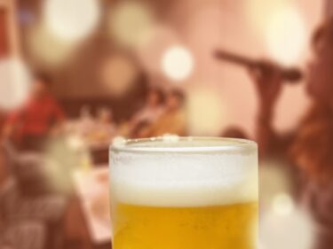 カラオケ居酒屋の魅力とは？成功の秘訣についても詳しく紹介